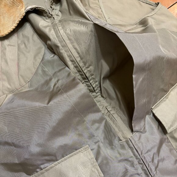 Hunting/Fishing/Outdoor Vest X-Large - Picture 3 of 9